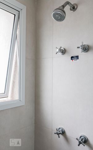 Apartamento à venda com 39m², 1 quarto e 1 vaga Apartamento à venda com 39m², 1 quarto e 1 vagaBanheiro da Suíte