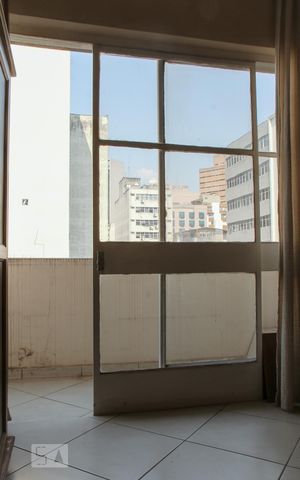 Apartamento à venda com 83m², 2 quartos e sem vagaSacada