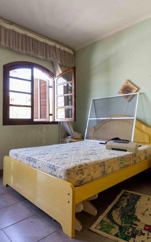 Casa à venda com 250m², 3 quartos e 2 vagasQuarto 1 - Suite