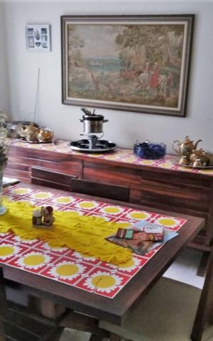 Casa à venda com 200m², 3 quartos e sem vaga Casa à venda com 200m², 3 quartos e sem vagaCopa