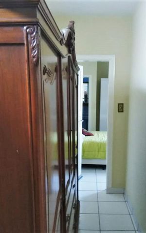 Casa à venda com 200m², 3 quartos e sem vaga