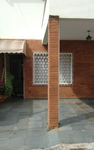 Casa à venda com 200m², 3 quartos e sem vaga Casa à venda com 200m², 3 quartos e sem vagaGaragem
