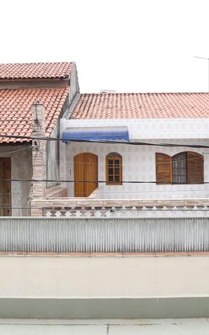Casa à venda com 140m², 3 quartos e 2 vagas Casa à venda com 140m², 3 quartos e 2 vagasVaranda do quarto 3