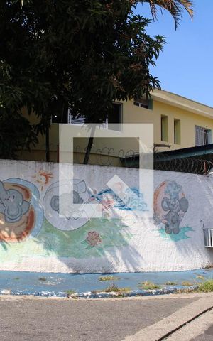 Casa para alugar com 250m², 3 quartos e 3 vagasFachada
