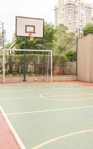 Apartamento à venda com 190m², 4 quartos e 4 vagasQuadra