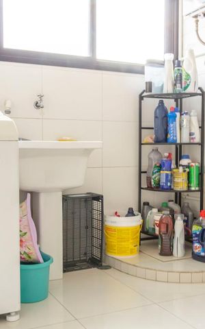 Apartamento à venda com 190m², 4 quartos e 4 vagasLavanderia