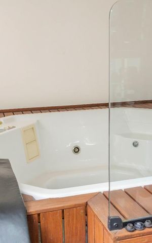 Apartamento à venda com 190m², 4 quartos e 4 vagasHidro