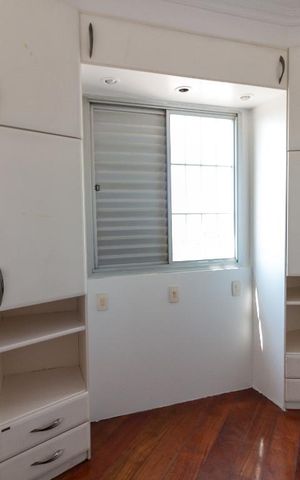 Apartamento para alugar com 89m², 3 quartos e 2 vagasQuarto 1 - armários