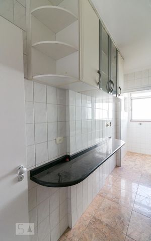 Apartamento para alugar com 89m², 3 quartos e 2 vagasCozinha