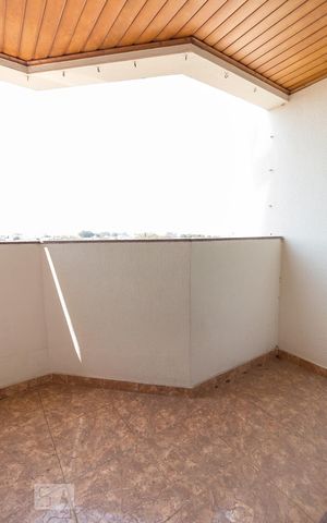 Apartamento para alugar com 89m², 3 quartos e 2 vagasVaranda