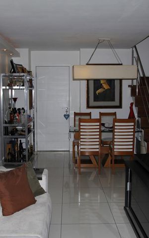 Apartamento para alugar com 182m², 3 quartos e 2 vagasSala