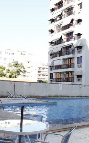 Apartamento para alugar com 182m², 3 quartos e 2 vagasPiscina