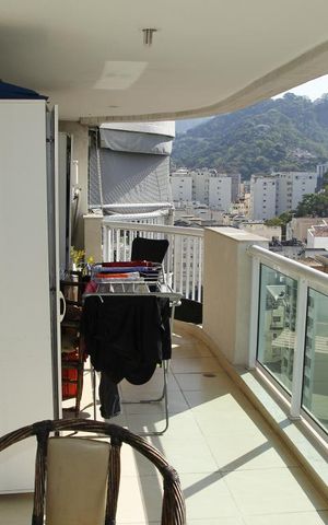 Apartamento para alugar com 182m², 3 quartos e 2 vagasVaranda