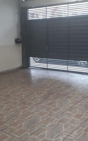 Casa para alugar com 80m², 2 quartos e 1 vaga Casa para alugar com 80m², 2 quartos e 1 vagaGaragem