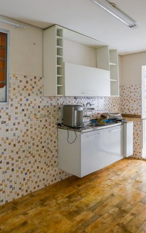 Casa para alugar com 100m², 2 quartos e sem vaga Casa para alugar com 100m², 2 quartos e sem vagaCozinha