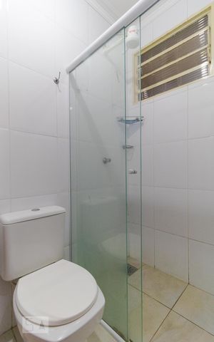 Studio para alugar com 30m², 1 quarto e sem vaga Studio para alugar com 30m², 1 quarto e sem vagaBanheiro