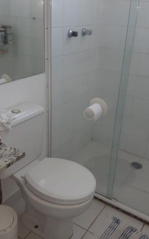 Apartamento à venda com 62m², 2 quartos e 2 vagas Apartamento à venda com 62m², 2 quartos e 2 vagasBanheiro da suíte