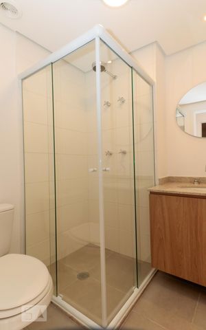 Apartamento à venda com 57m², 2 quartos e 1 vaga Apartamento à venda com 57m², 2 quartos e 1 vagaBanheiro