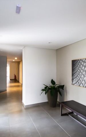 Studio à venda com 32m², 1 quarto e 1 vaga Studio à venda com 32m², 1 quarto e 1 vagaHall