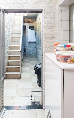 Casa à venda com 110m², 2 quartos e 2 vagas Casa à venda com 110m², 2 quartos e 2 vagasQuintal