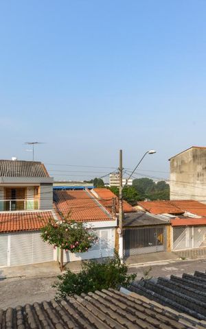 Casa à venda com 160m², 3 quartos e 2 vagas Casa à venda com 160m², 3 quartos e 2 vagasVista da Varanda da Suíte 2