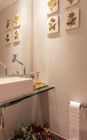 Apartamento à venda com 120m², 2 quartos e 2 vagas Apartamento à venda com 120m², 2 quartos e 2 vagasLavabo