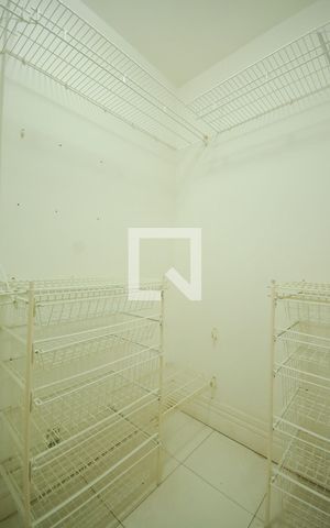 Apartamento à venda com 85m², 3 quartos e 1 vagaCloset