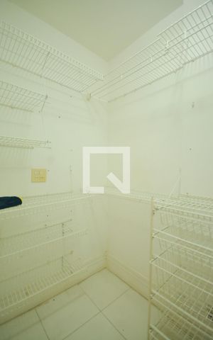 Apartamento à venda com 85m², 3 quartos e 1 vagaCloset