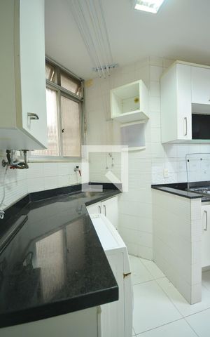 Apartamento à venda com 85m², 3 quartos e 1 vagaDetalhe da área de serviço