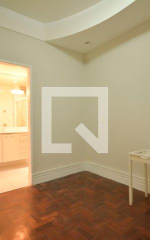 Apartamento à venda com 85m², 3 quartos e 1 vagaQuarto com suíte