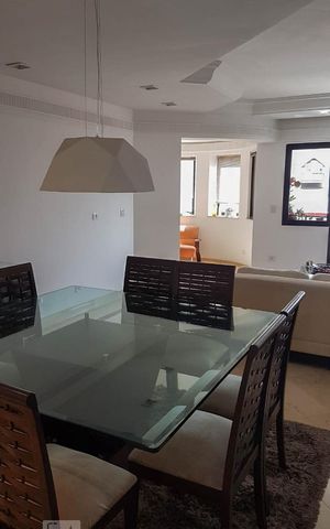 Apartamento à venda com 155m², 3 quartos e 4 vagasSala