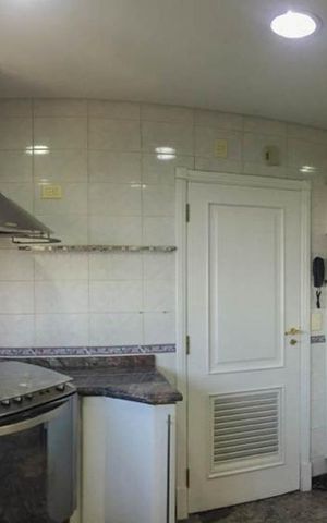 Apartamento à venda com 155m², 3 quartos e 4 vagasCozinha