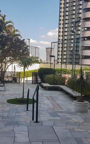 Apartamento à venda com 155m², 3 quartos e 4 vagasÁrea comum