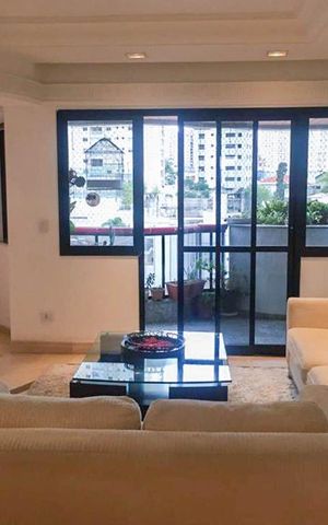 Apartamento à venda com 155m², 3 quartos e 4 vagasSala