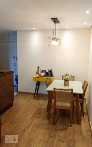Apartamento à venda com 55m², 2 quartos e 1 vaga Apartamento à venda com 55m², 2 quartos e 1 vagaSala