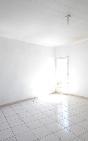 Casa à venda com 250m², 3 quartos e 2 vagasSuíte 1