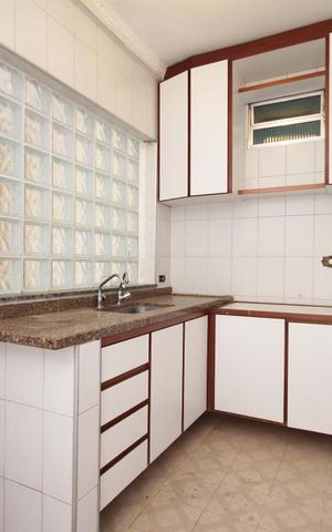 Casa à venda com 250m², 3 quartos e 2 vagasCozinha