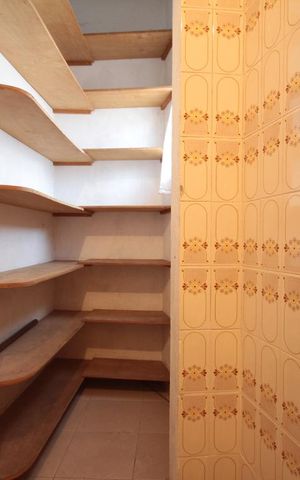 Casa à venda com 250m², 3 quartos e 2 vagasSuíte 1