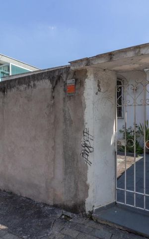 Casa para alugar com 540m², 5 quartos e 5 vagas Casa para alugar com 540m², 5 quartos e 5 vagasFachada