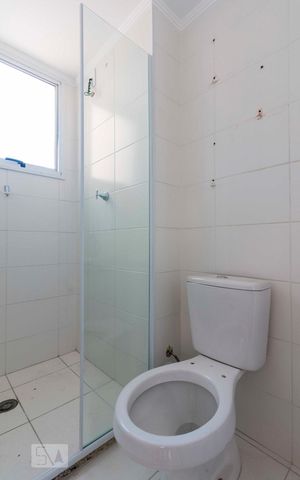 Apartamento à venda com 42m², 2 quartos e sem vaga Apartamento à venda com 42m², 2 quartos e sem vagaBanheiro