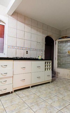 Casa para alugar com 75m², 2 quartos e 1 vaga Casa para alugar com 75m², 2 quartos e 1 vagaCozinha