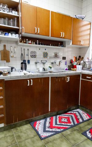 Casa para alugar com 310m², 3 quartos e 2 vagas Casa para alugar com 310m², 3 quartos e 2 vagasCozinha