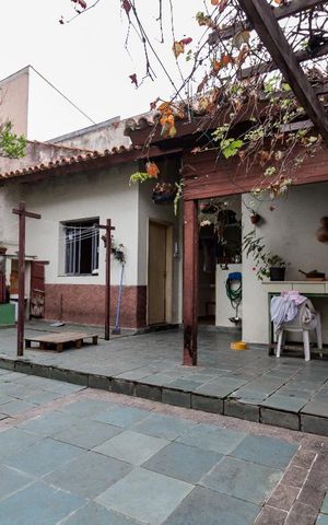Casa para alugar com 310m², 3 quartos e 2 vagas Casa para alugar com 310m², 3 quartos e 2 vagasÁrea de Serviço / Quintal