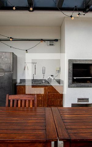 Apartamento à venda com 33m², 1 quarto e sem vaga Apartamento à venda com 33m², 1 quarto e sem vagaÁrea comum - Terraço/Churrasqueira