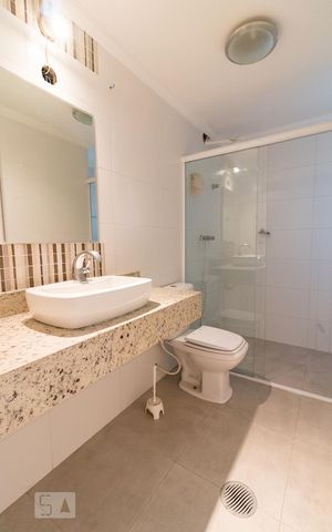 Apartamento à venda com 97m², 3 quartos e sem vagaBanheiro social