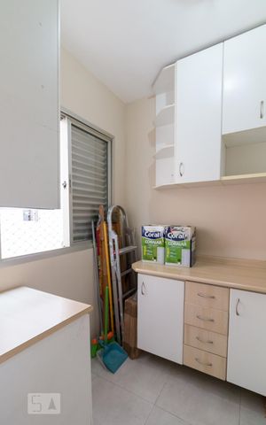 Apartamento à venda com 97m², 3 quartos e sem vagaQuarto de serviço