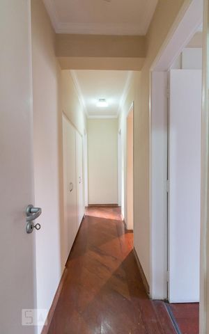 Apartamento à venda com 97m², 3 quartos e sem vagaCorredor