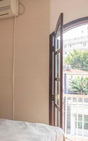 Casa à venda com 180m², 3 quartos e 6 vagasSuíte