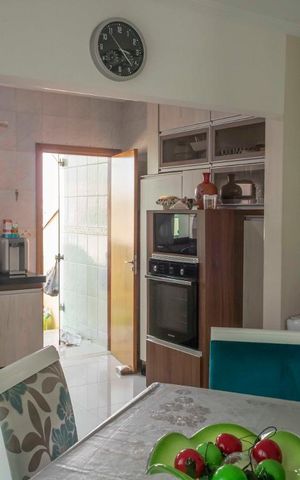 Casa à venda com 180m², 3 quartos e 6 vagasCozinha