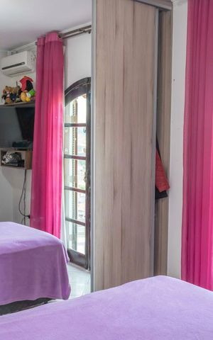 Casa à venda com 180m², 3 quartos e 6 vagasQuarto 1